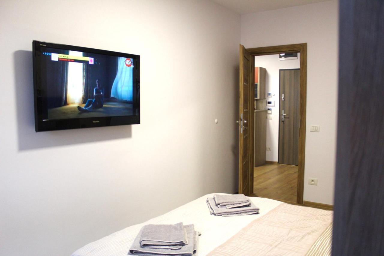 Apartman Sarah Apartment Oradea Exterior photo